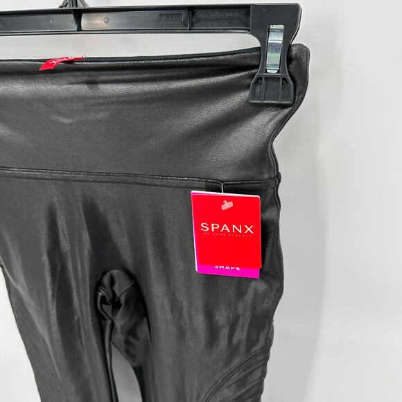 SPANX NWT Faux Leather Moto Leggings in Very Black // XS - Picture 8 of 13